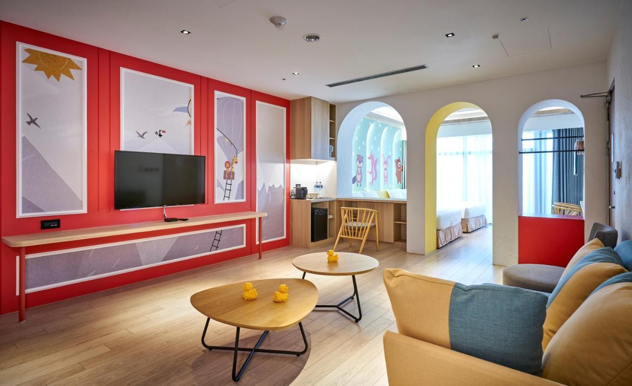 The Brick Hotel Taibao Bagian luar foto