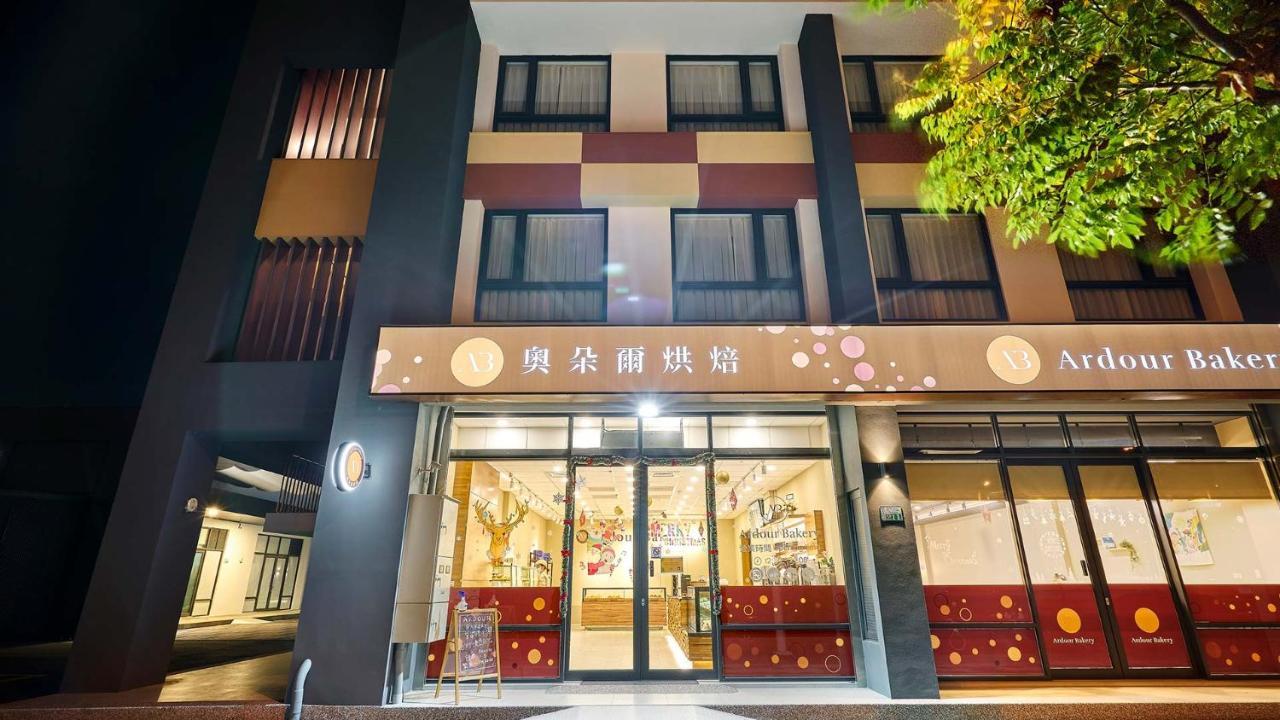The Brick Hotel Taibao Bagian luar foto